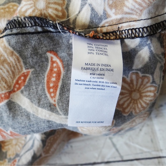 Faherty Seraphina Wrap Blouse Black Avignon Floral Size L - Picture 8 of 8